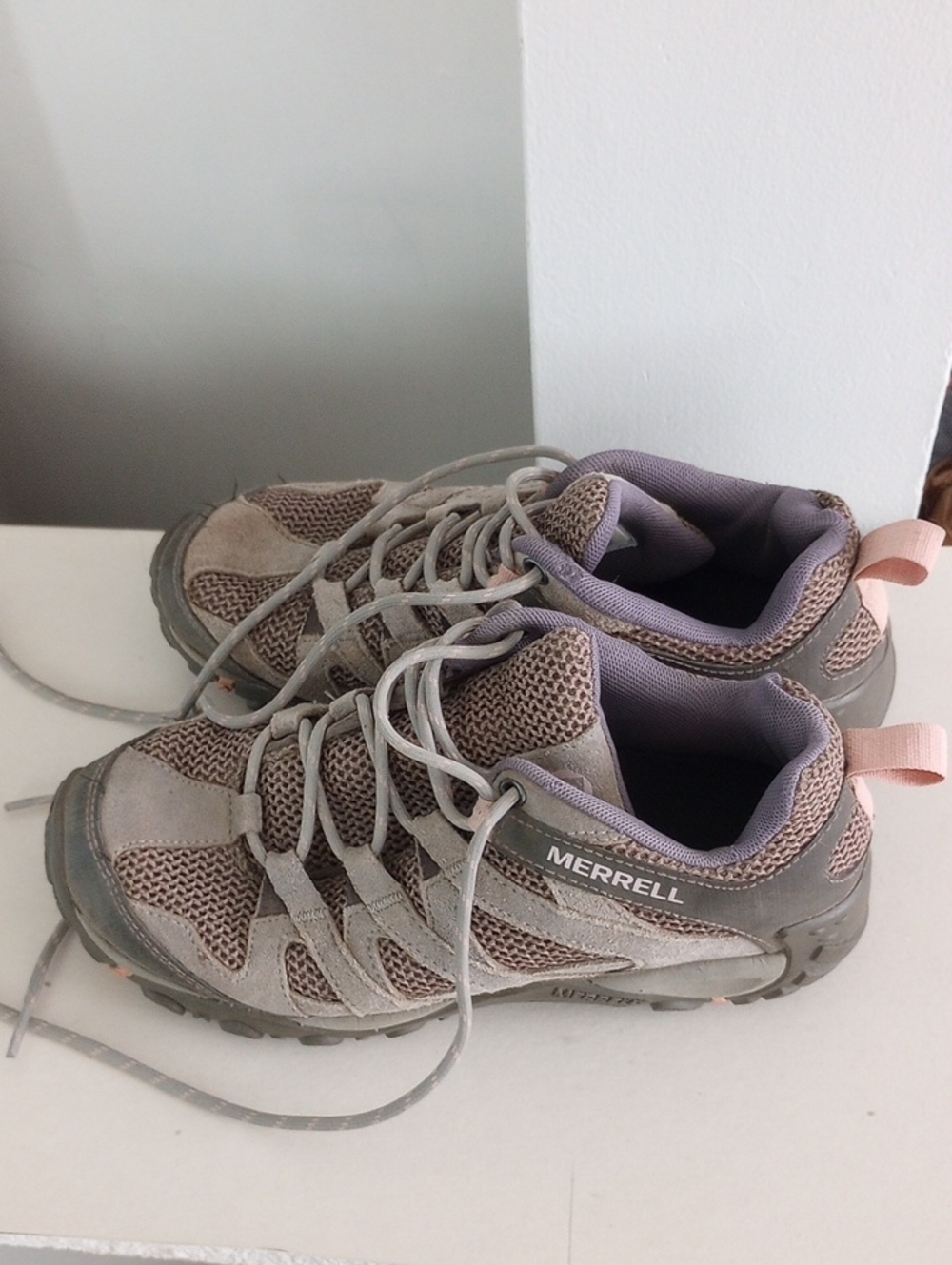 Merrell Moab Ventilator Taupe Gray Hiking Outdoor Shoes Size 8.5